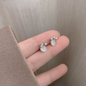 🎀 Bundle earrings, $10 for each, buy 2 get 1 more pairs for free